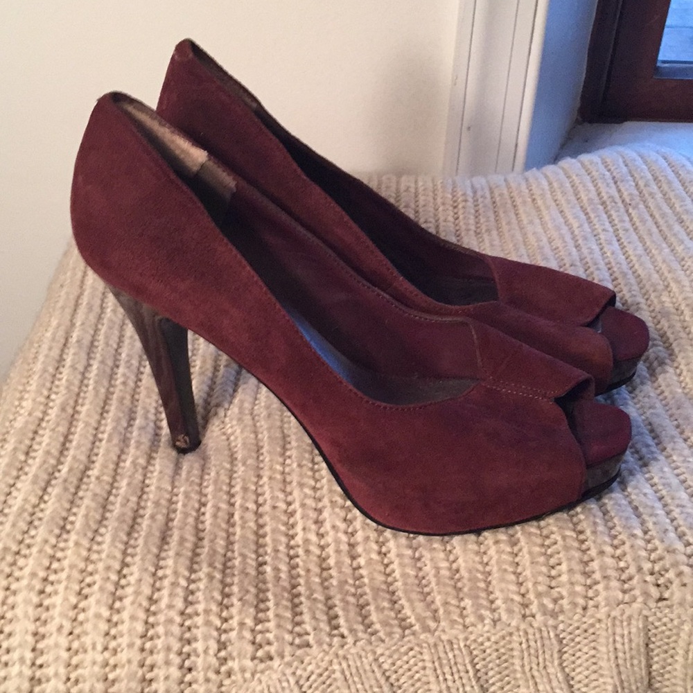 Size 7 Nine West open toe heels